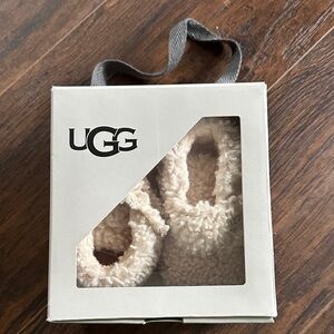 UGG baby Cream Fuzzy Slippers